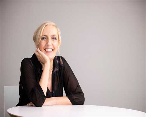 卵巢功能低精子活力不够，做试管选择长方案还是短方案？